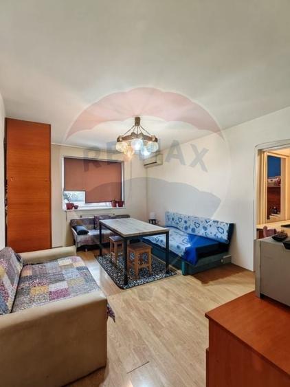 Apartament cu 3 camere de vânzare în Brasov, cartier Noua - 3