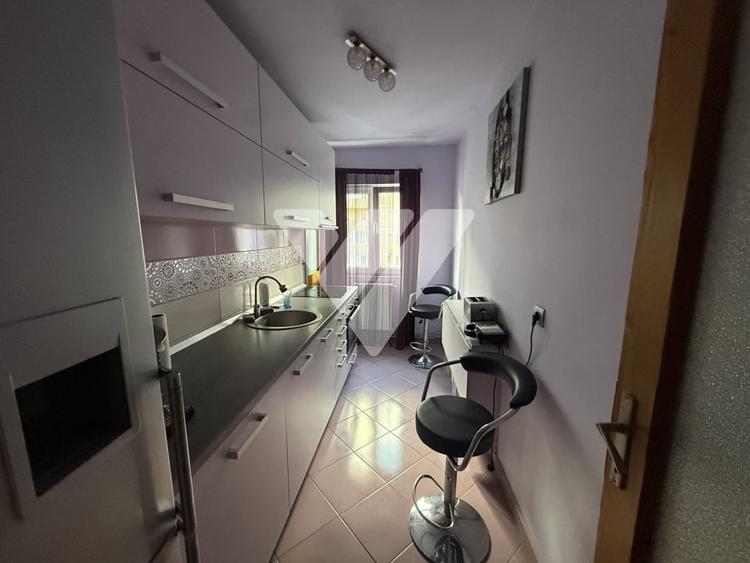 Apartament cu 2 camere decomandat, mobilat în Vasile Aaron