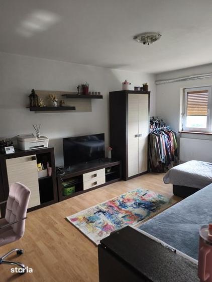 Apartament cu 2 camere decomandat în Valea Rosie