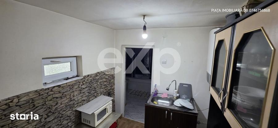 Casă cu 2 camere cu Teren 1000 Mp în Gura Ocniței