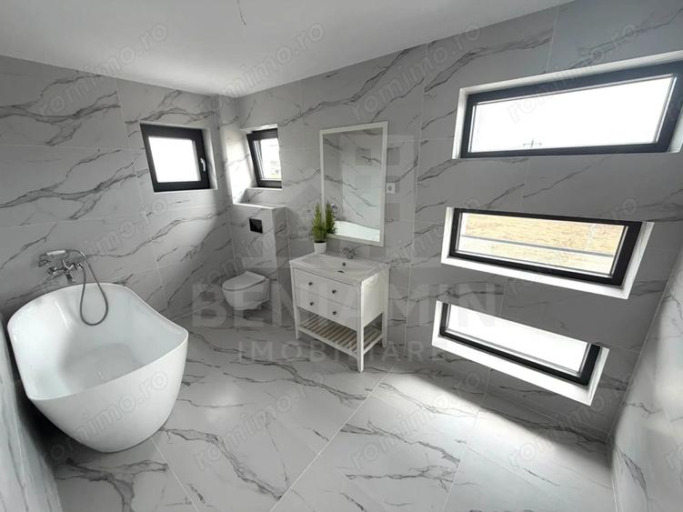 Casă cu 1 camere cu Teren 301 Mp în Cârcea