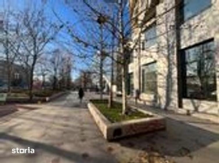 Spațiu comercial, de 485 mp, în Centrul Civic