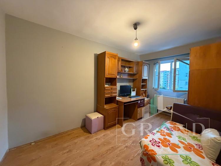Apartament cu 4 camere decomandat, mobilat în Mănăștur
