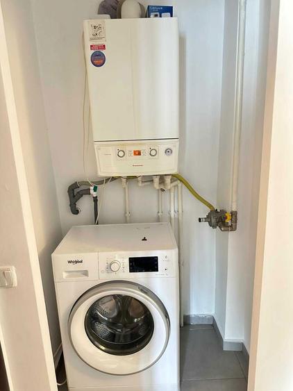 Apartament cu 3 camere decomandat în George Enescu