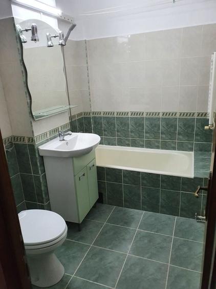 Apartament cu 2 camere decomandat în Exterior Vest
