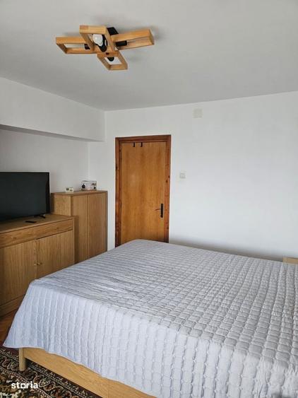Apartament cu 3 camere în Micro 11