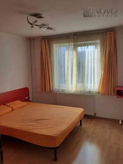 Apartament cu 3 camere decomandat, mobilat în Ștefan cel Mare