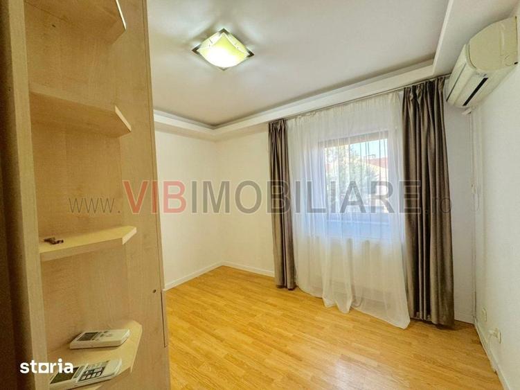 Casă cu 5 camere cu Teren 200 Mp în Central