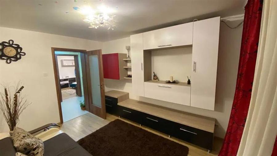 Apartament cu 2 camere decomandat, mobilat în Frumoasa