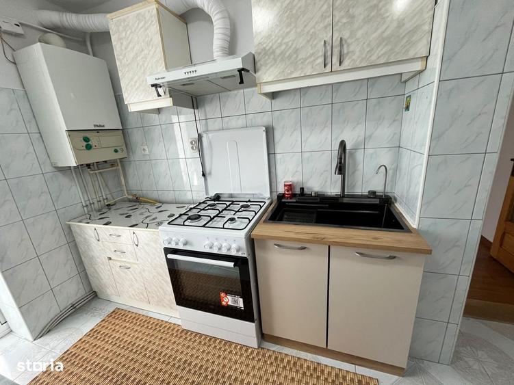 Apartament de inchiriat, 2 camere, decomandat, 54 mp, Nicolina - 10