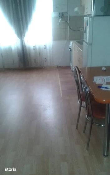 Garsonieră în Iris