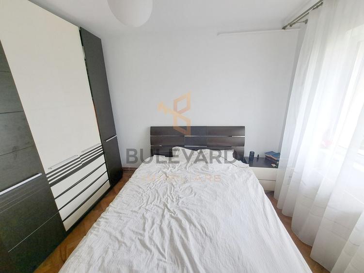 Apartament cu 4 camere decomandat, mobilat în Zorilor