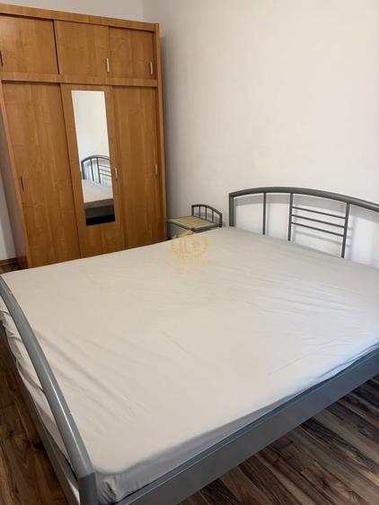 Apartament cu 3 camere decomandat, mobilat în Zorilor
