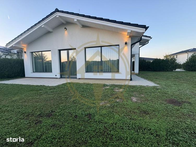 Casă cu 4 camere în Ghermănești