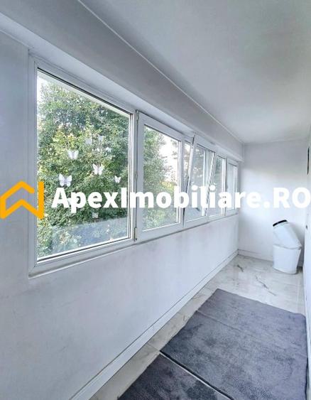 Apartament cu 3 camere decomandat, mobilat în Alexandru Obregia