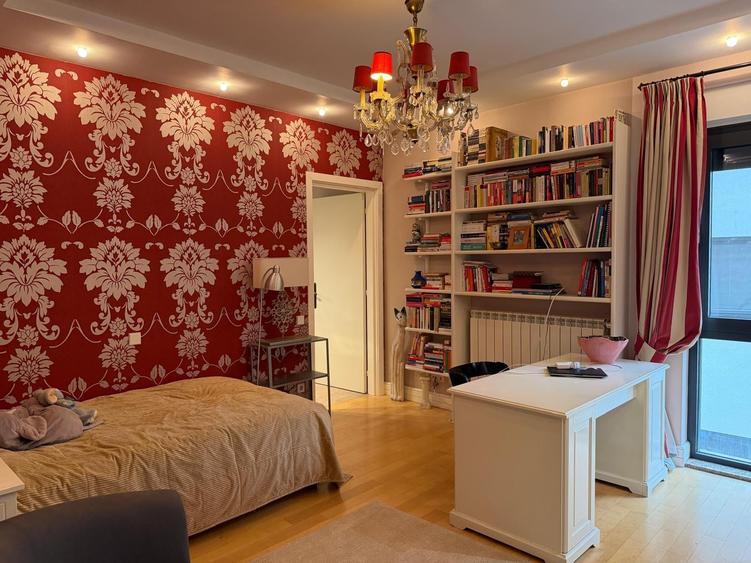 Apartament cu 5 camere decomandat, mobilat în Dorobanți