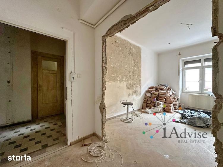 Apartament cu 4 camere în Centrul Istoric