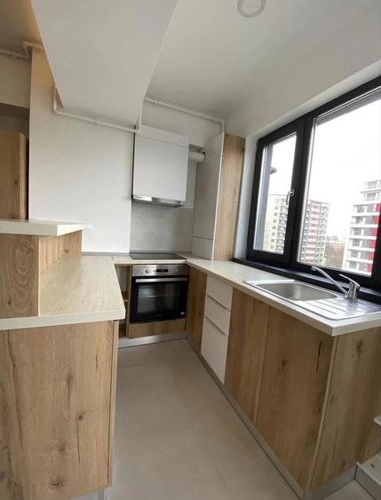 Apartament cu 2 camere decomandat în Politehnica