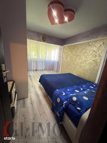 Apartament cu 2 camere decomandat în Micro 40