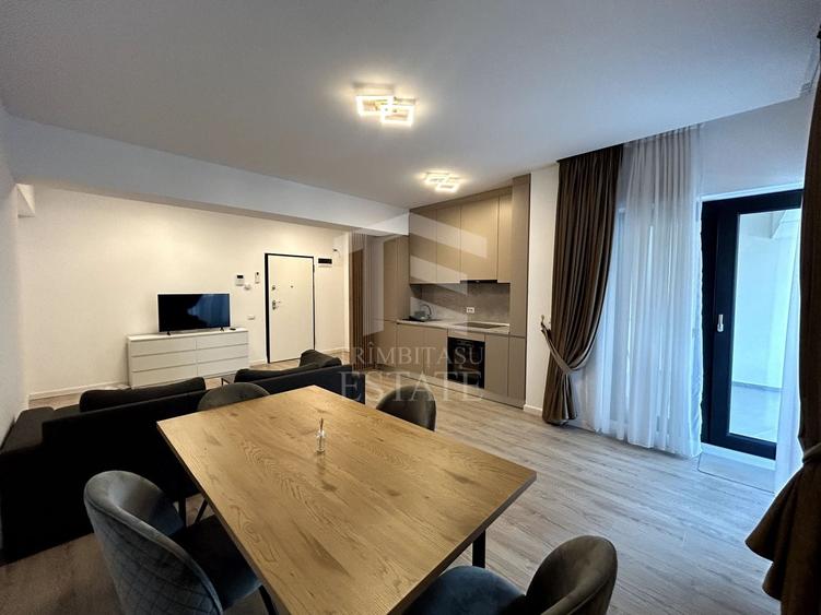 Apartament cu 2 camere semidecomandat, mobilat în Pipera