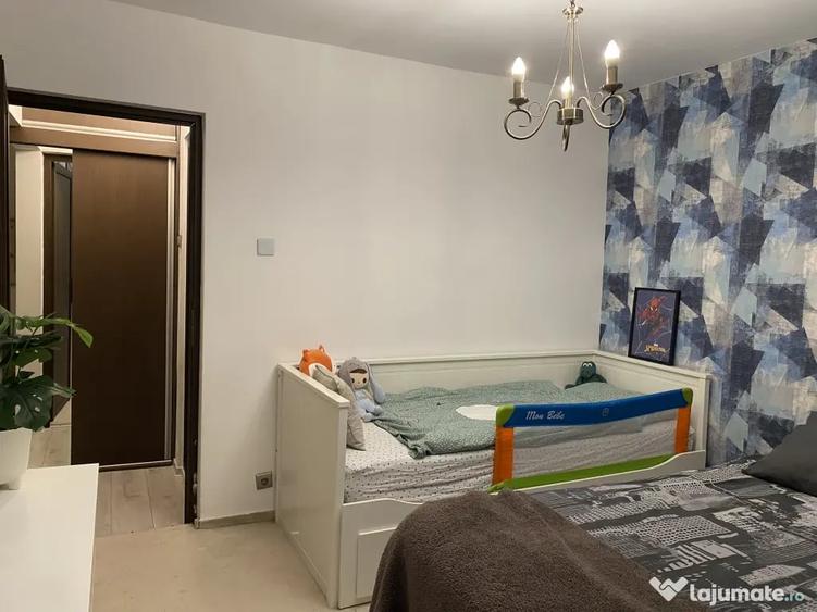 Apartament 2 camere DECOMANDAT + Loc Parcare - Trivale - 11