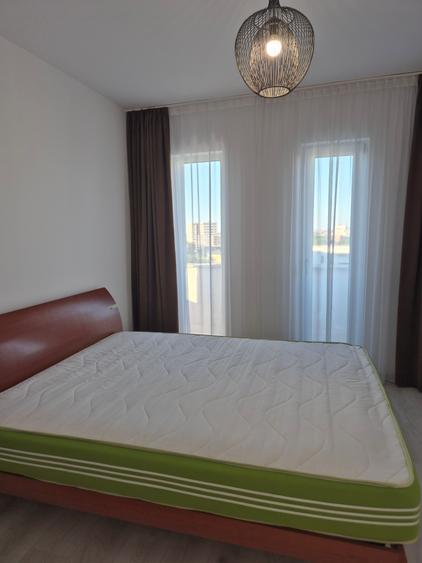 Apartament cu 3 camere decomandat în Aradului