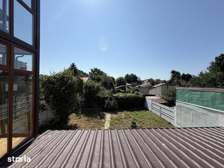 Casă cu 7 camere cu Teren 530 Mp în Berceni