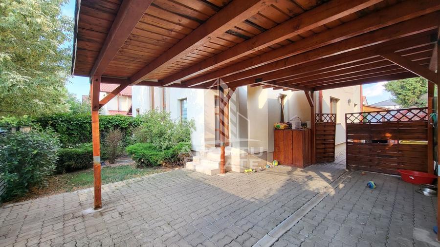 Duplex cu 4 camere cu Canalizare în Dumbrăvița