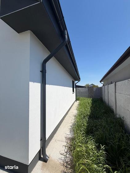 Casă cu 3 camere cu Teren 322 Mp în Ișalnița