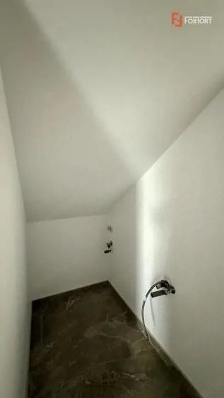 Casă cu 3 camere cu Teren 250 Mp în Giarmata