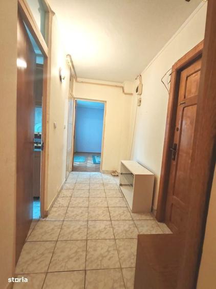 Apartament cu 2 camere decomandat în Găvana
