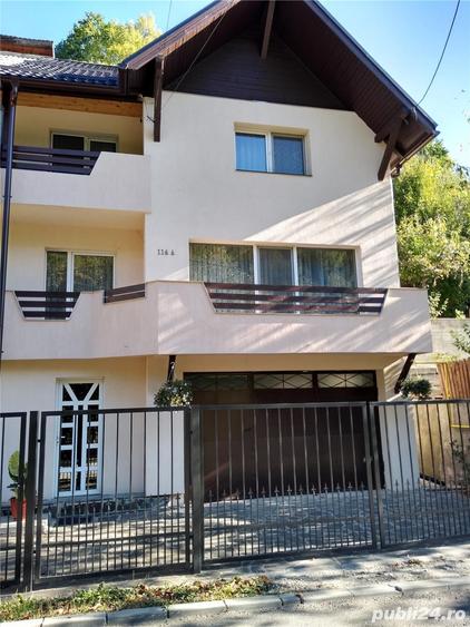 Casă cu 4 camere cu Teren 440 Mp în Central