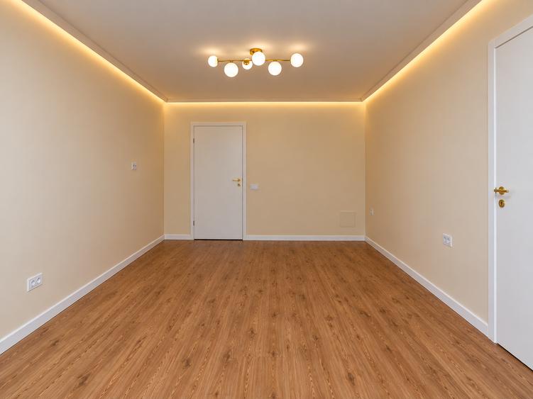 Apartament cu 3 camere semidecomandat în Drumul Taberei