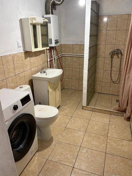 Casă cu Teren 700 Mp în Cut