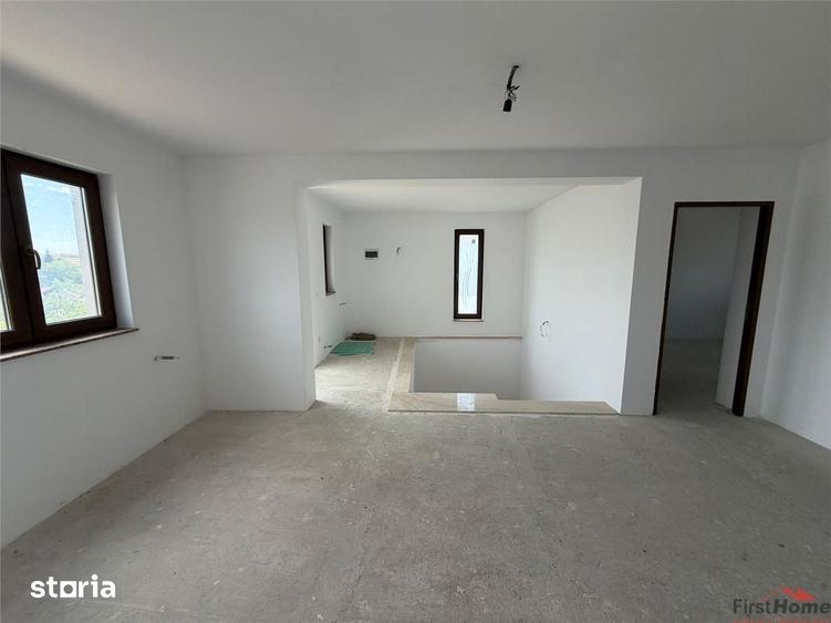 Casă cu 5 camere cu Teren 674 Mp în Vânători