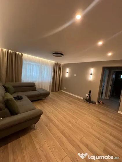Apartament cu 2 camere semidecomandat în George Enescu