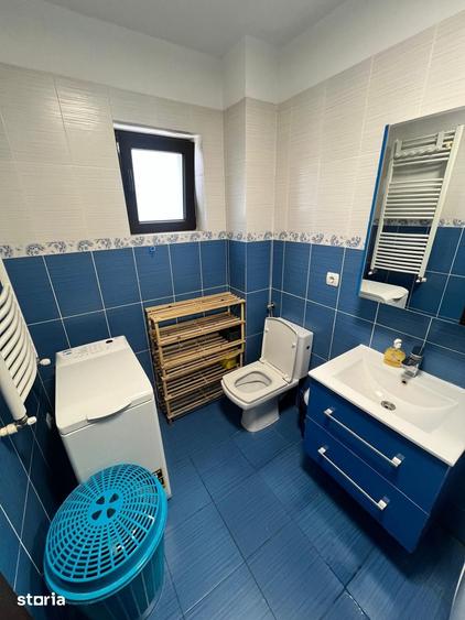 Casă cu 4 camere cu Teren 100 Mp în Central