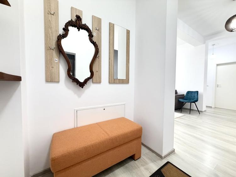 Apartament cu 2 camere semidecomandat, mobilat în Dumbrăvița