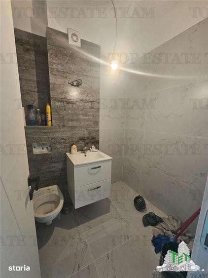 Apartament cu 4 camere decomandat în Giulești