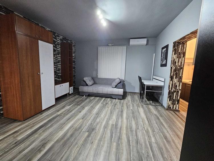 Casă cu 2 camere cu Canalizare în Fratelia