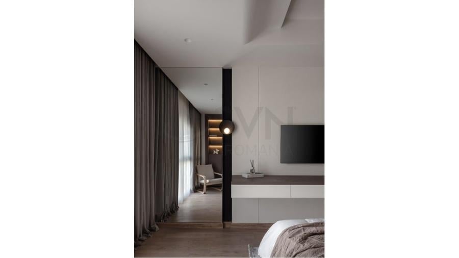 Penthouse cu 5 camere decomandat în Herăstrău