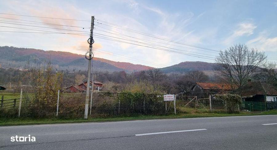 Teren de 851 mp, în Central