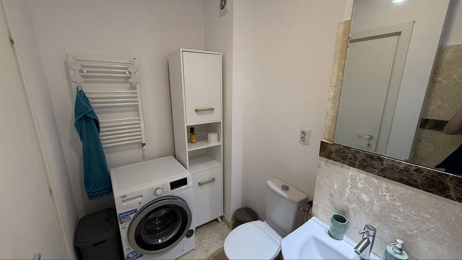 Apartament cu 2 camere decomandat în Vest