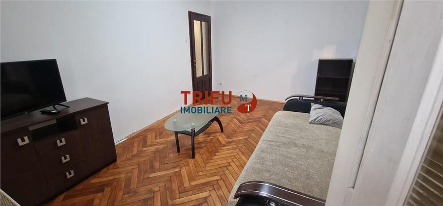 Apartament cu 2 camere semidecomandat, mobilat în Cetate