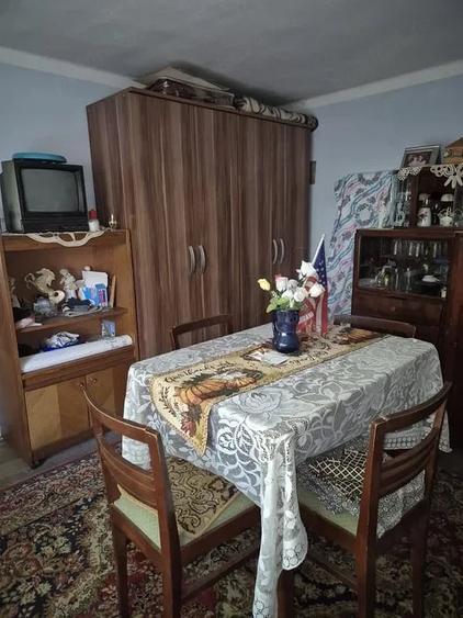 Casă cu 4 camere cu Teren 3646 Mp în Meieni