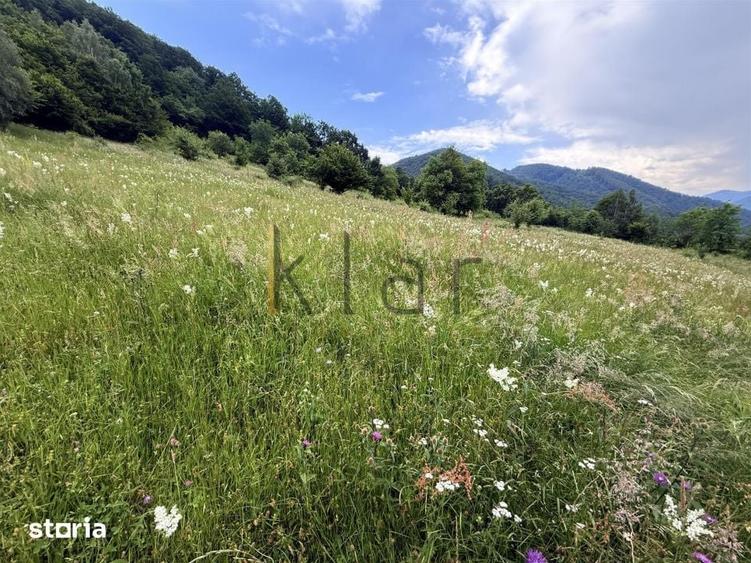 Teren de 1762 mp, în Gilău