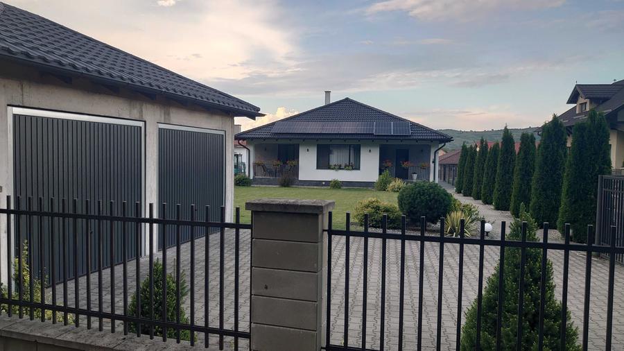 Casă cu 4 camere în Solovăstru