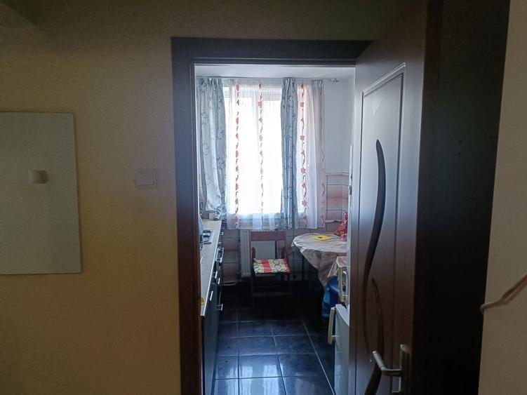 De inchiriat apt 2 camere zona tic tac - 7