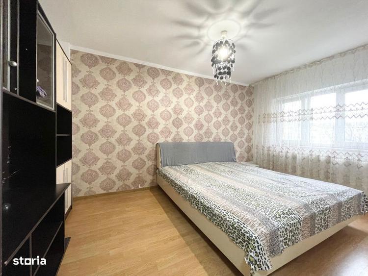 Apartament cu 3 camere semidecomandat, mobilat în Girocului
