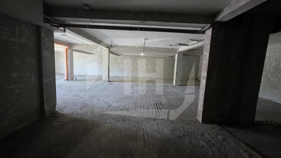 Spațiu comercial, de 200 mp, în Dâmbul Rotund